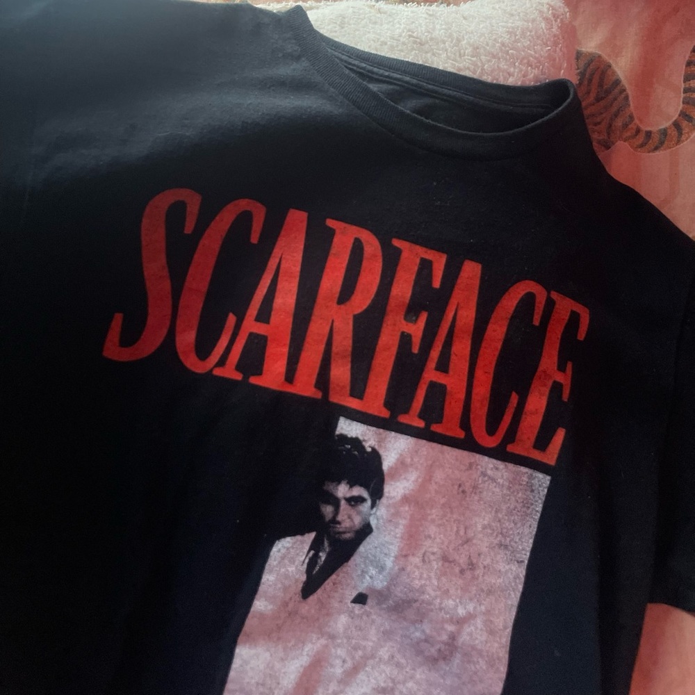 Scarface Men's T-Shirt Size Medium